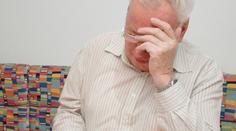 Na seniora si zasednul vyděrač. Vyhrožováním z něj měl dostat 300 tisíc