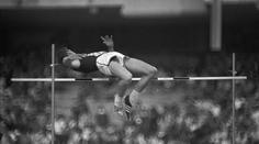 Zemřel legendární výškař Dick Fosbury. Do sportu vnesl inovativní novinku
