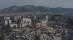 Rok od zemětřesení v Turecku a Sýrii. Lidé jsou stále bez střechy nad hlavou