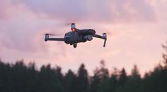 V Česku je stále více dronů. Jejich majitelé však často porušují pravidla