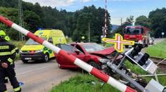 Hrozivá nehoda: Česká rodina při cestě z Chorvatska havarovala na přejezdu