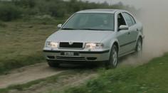 Škoda Octavia slaví 30 let. Na první model se stály dlouhé fronty