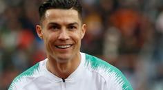 Sobec Ronaldo! Spoluhráči ukradl jasný gól! VIDEO