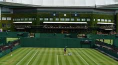 Wimbledon chce čtvrtinu diváků. Je to minimální počet, zní z Británie