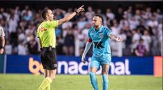 Dvojdotek nevadí, hráči dostanou novou šanci. Fotbal mění penaltová pravidla