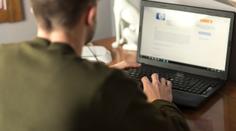 Vychytralý podvodník obral firmu o tři čtvrtě milionu. Vydával se za šéfa
