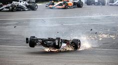 Velkou cenu přerušila hromadná nehoda. Pro první vítězství v F1 si dojel Sainz