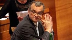 Podívejte se, jak ministr financí Kalousek hájí reformy