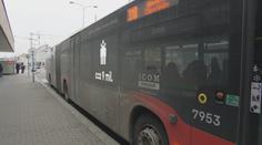 Češi zanevřeli na hromadnou dopravu. Raději jezdí autem