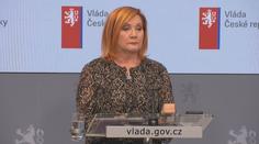 Vláda se chystá propustit přes 300 úředníků. Chce tak ušetřit peníze