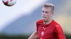 Obránce Panák přestupuje do Sparty. Zatím ale nemůže trénovat