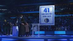 Velká pocta pro německou legendu. Dallas vyřadil číslo Dirka Nowitzkiho