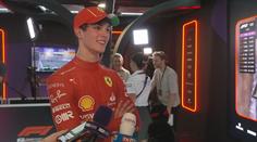 Hlavně dostat vůz do cíle, smál se mladík. Bearmana čeká první závod za Ferrari