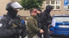 Muž se přiznal k vraždě syna. Rodině poslal mrazivý vzkaz