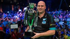 Šipkařským mistrem Evropy je Rob Cross. Vyhrál třetí šlágr v řadě!