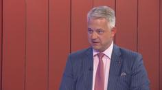 Splátkové prázdniny končí. Lidé musí začít šetřit, řekl ředitel banky