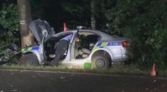 Policisté chytli zběsile ujíždějícího řidiče, jedna hlídka bourala