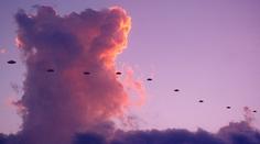 Červená koule s pádly. UFO není výsadou jen USA, objevilo se i v českých zemích