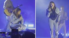 VIDEO: Koncert Ewy Farne přerušily zvony. Během přestávky pobavila diváky