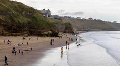 V turistickém letovisku Whitby vyšetřují sérii úmrtí. Za tři dny našli čtyři mrtvá těla