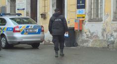 Přepadená pošta ve Varech: Náš trapas to není, tvrdí policie!
