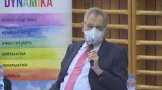 Prezident Zeman v Brně přivítal prvňáčky. Vyprávěl jim o knedlících