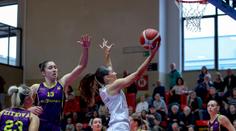 Hradecké Lvice oslavily triumf stovkou v přímém přenosu Nova Sport
