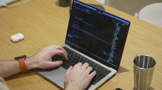 Firmy často zpracovávají citlivá data pomocí AI. Hazardují tím s bezpečností