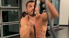 Muradov je v Las Vegas. Místo do kasína zamířil do posilovny