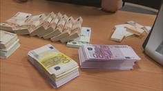 Muž se pustil do rekonstrukce domu. Ve zdech našel ukrytý milion