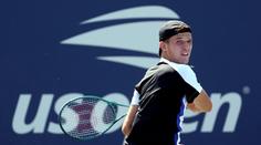 Paráda na US Open. Menšík skolil favorita, vyhrál i Macháč