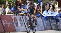 Cyklista si při pádu zlámal kosti, fanoušek se mu vysmál