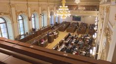 Poslanci znovu debatovali o rekordním schodku státního rozpočtu