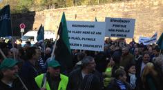 Těžební limity neprolomíme, vzkázal Schwarzenberg, protestujícímu davu horníků