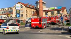 V Říčanech u Prahy hořela školka, na místě bylo 13 jednotek hasičů