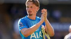 Kinský se zvedl a drží Spurs nad vodou. Ukázal koule, září hvězda