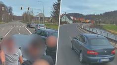 Čeští řidiči se zase "vyznamenali". Podobný bizár na silnicích jen tak neuvidíte