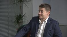 Vím, jak postupovat při jednání o vedení Prahy, řekl Nacher v pořadu Napřímo