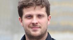 Pořádná ostuda! Brněnský politik se nechal bičovat. VIDEO