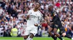 Vinícius prohrál sázku a dluží peníze. To je zakázané, bouří se fanoušci