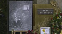 Rodina a nejbližší se naposledy rozloučili s olympioničkou Danou Zátopkovou