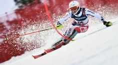 Sjezdař Zabystřan v tréninku smetl svého trenéra, zlomil si kyčel