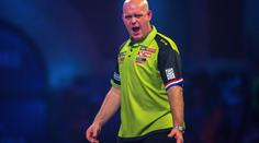 I mistr tesař se někdy utne. Van Gerwen předvedl šílenou minelu