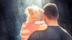 Rodina přišla o maminku, zdrcený otec zůstal na čtyři malé děti sám