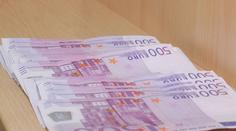 Nový europoslanec zveřejnil výši svého platu. Čechy částka znechutila