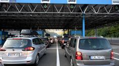 Pekelný začátek léta v Chorvatsku: Kolony, zavřené silnice a úmorné vedro