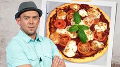 LEVNĚ A CHUTNĚ: Připravte si domácí PIZZU z pomazánkového másla i pro CELIAKY