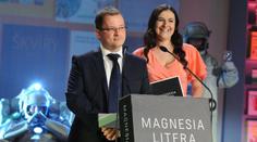 Šikana a domácí násilí. Rozhádaní exmanželé míří do Sněmovny