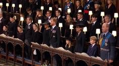 William a Harry si na pohřbu řekli jednu větu. Expertka poznala jakou