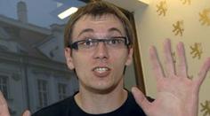ON-LINE: Jaký je film Ženy v pokušení? Ptali jste se režiséra